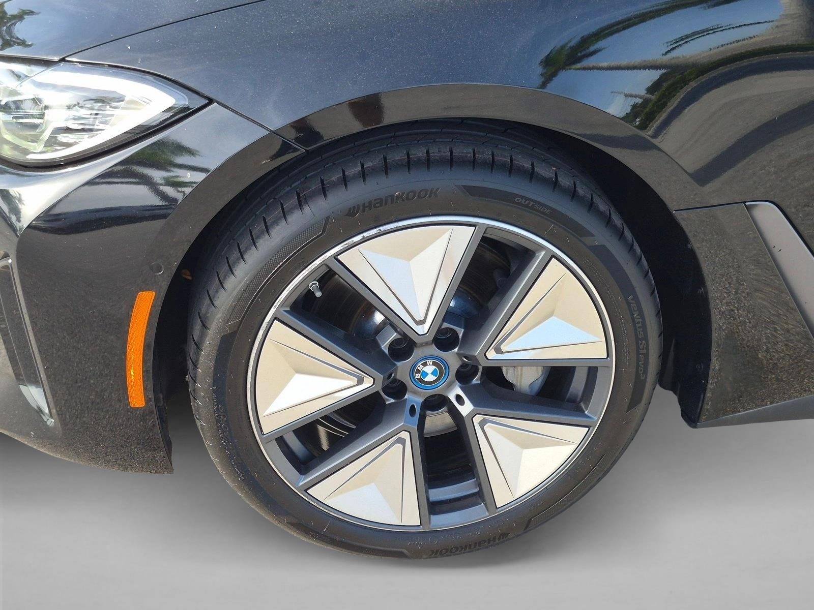 Used 2024 Jet Black BMW eDrive35 image 24