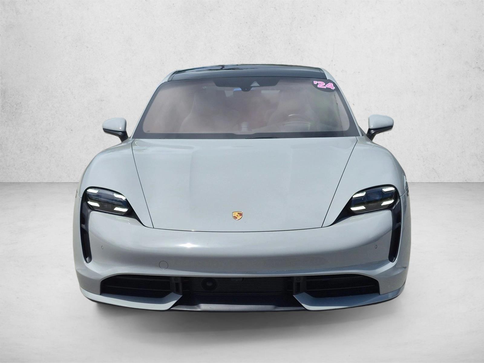 Used 2024 Chalk Porsche Turbo image 2
