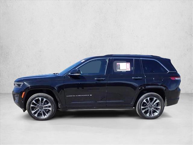 2023 Jeep Grand Cherokee Overland 4WD