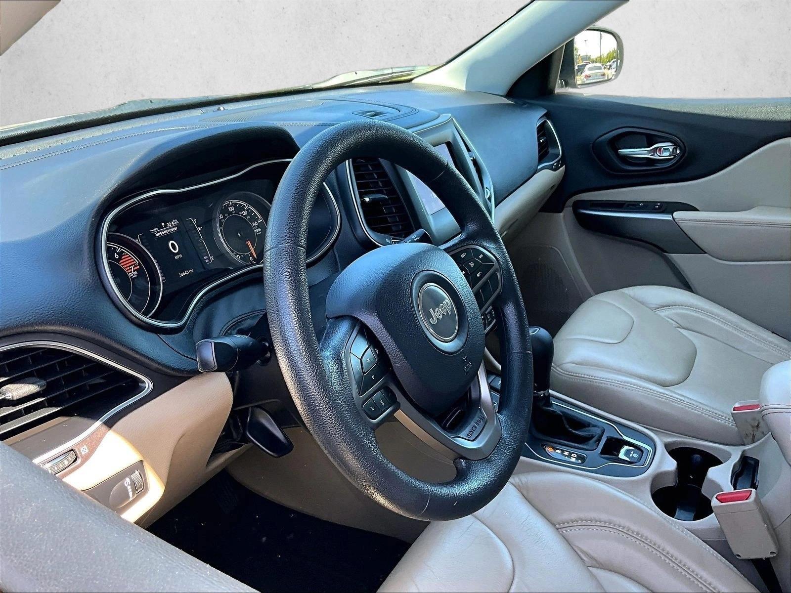 2019 Jeep Cherokee Latitude - Photo 14