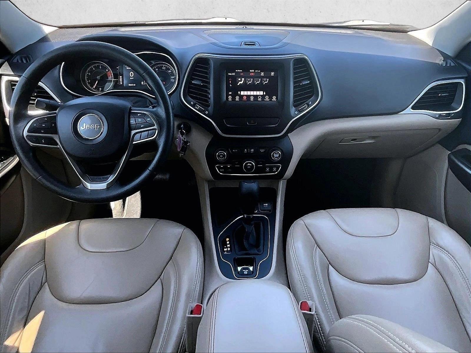 2019 Jeep Cherokee Latitude - Photo 16