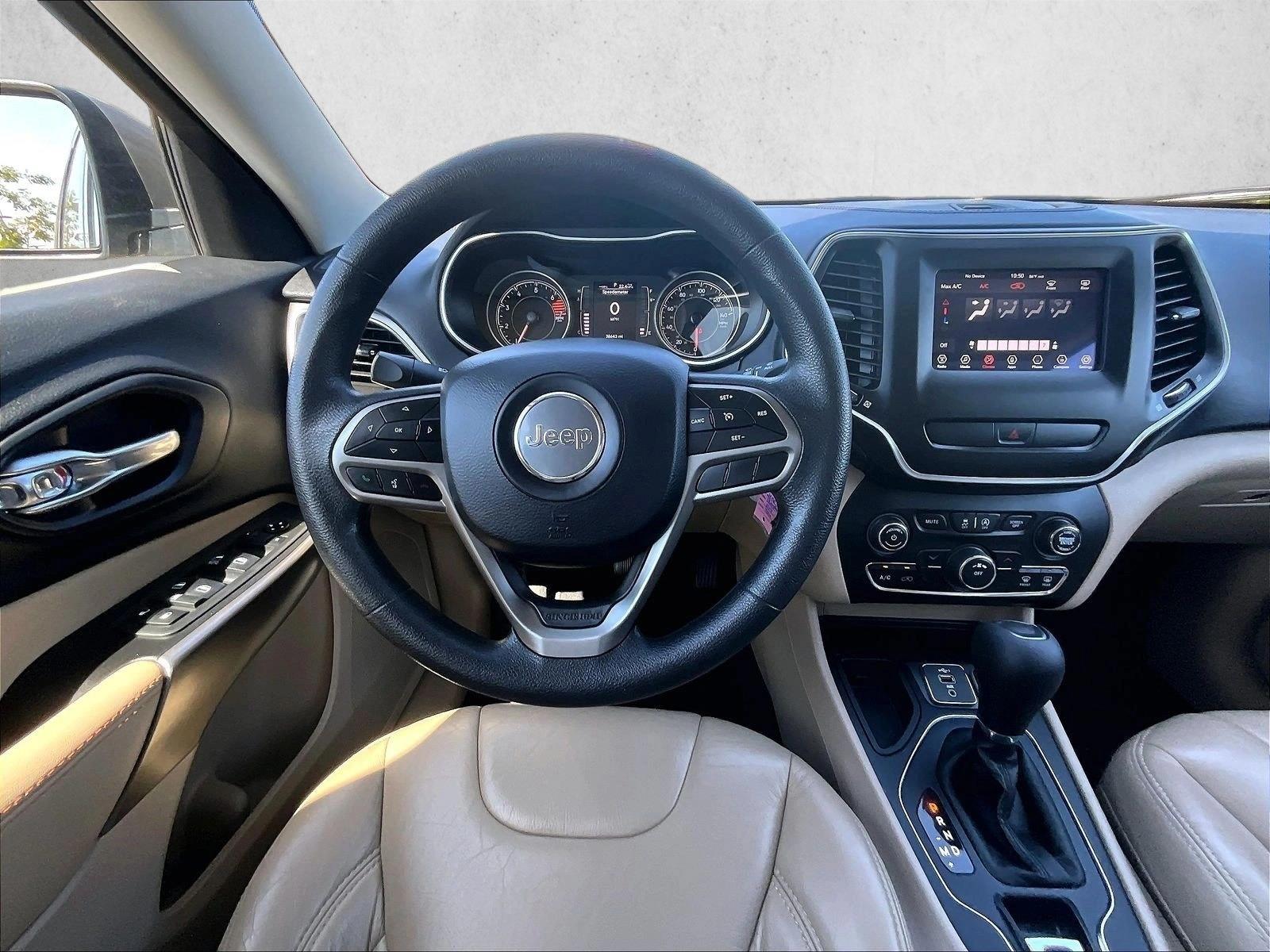 2019 Jeep Cherokee Latitude - Photo 7
