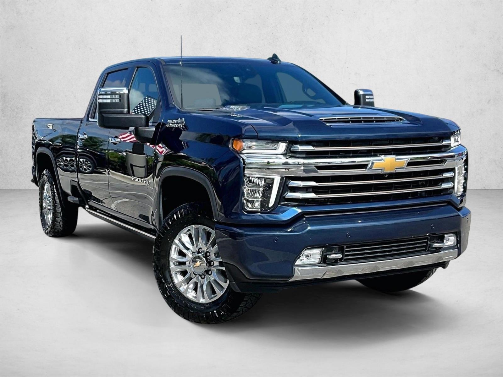 Used 2022 Northsky Blue Metallic Chevrolet High Country image 12