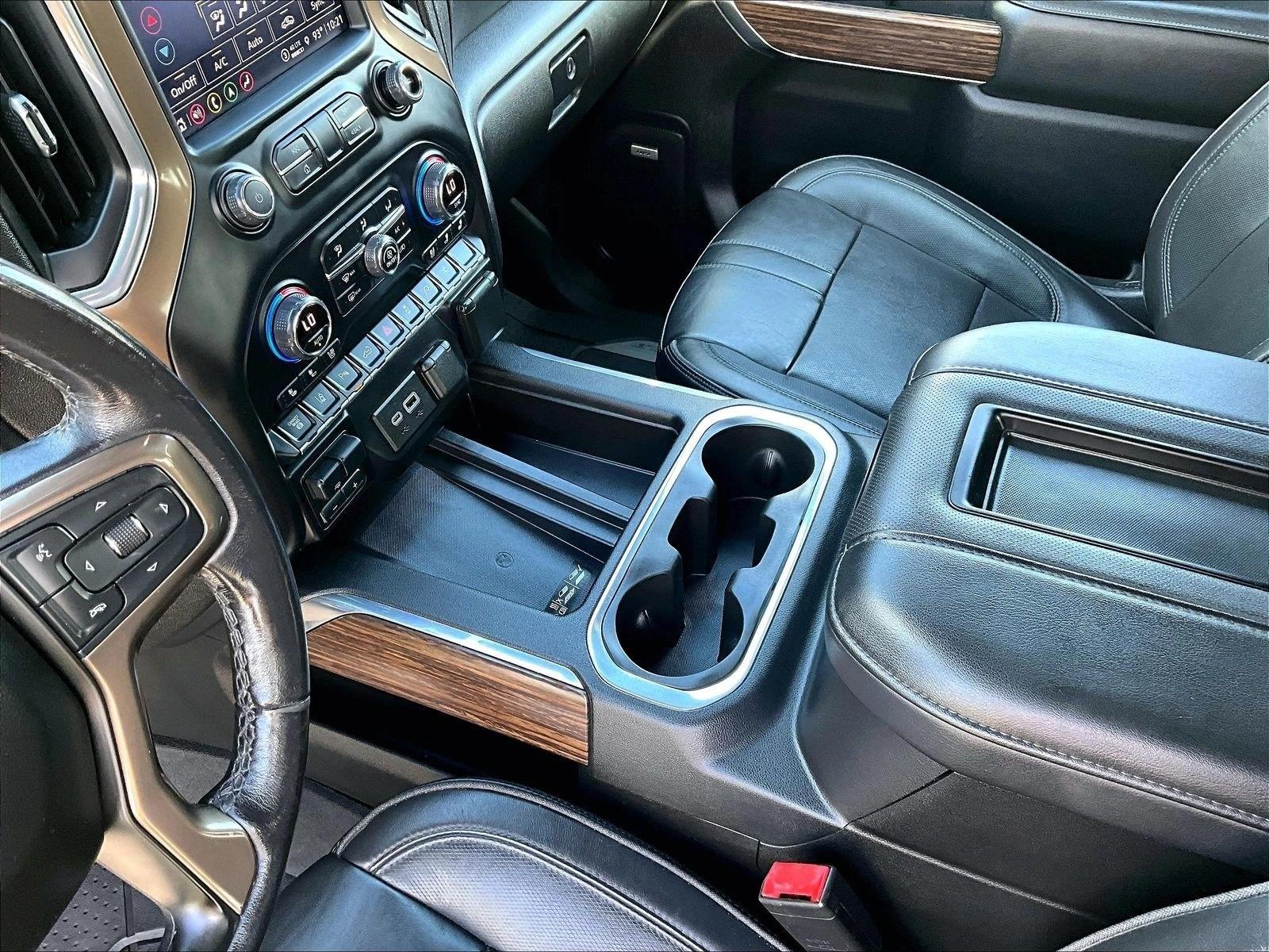Used 2022 Northsky Blue Metallic Chevrolet High Country image 15