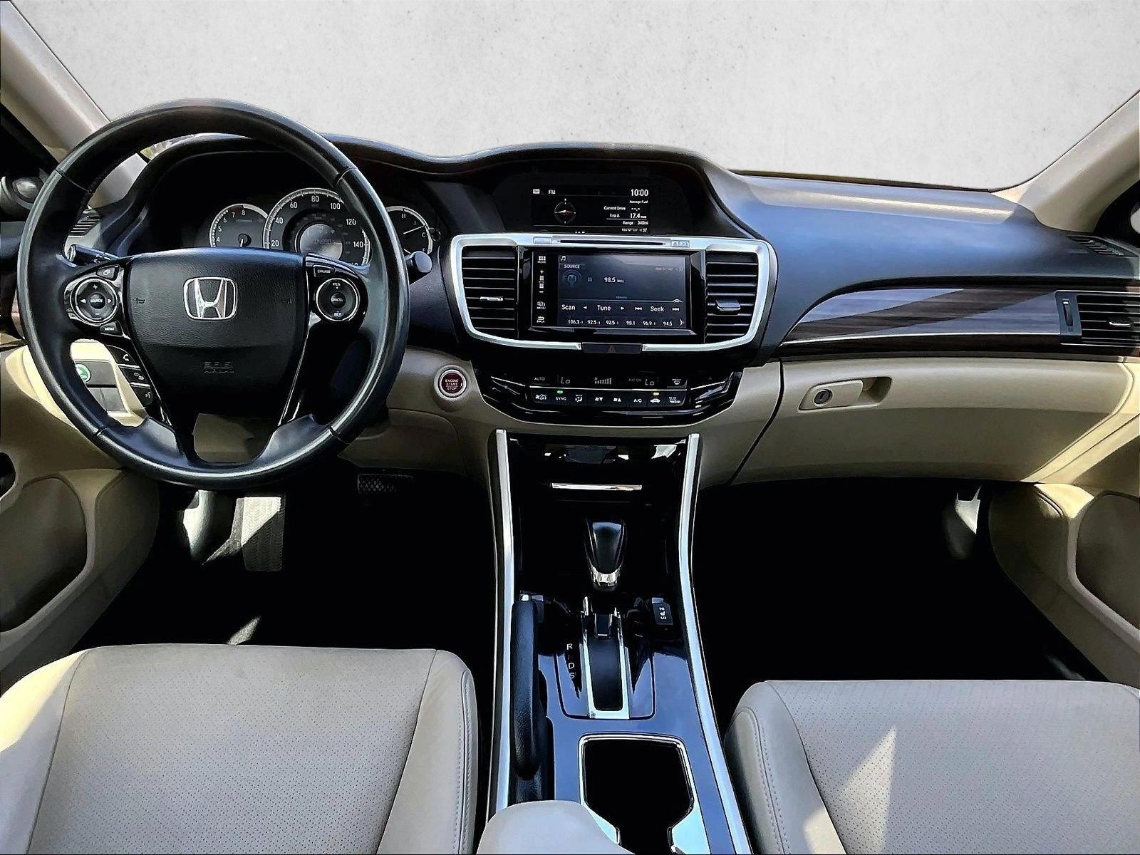 Used 2017 Black Honda EX-L image 15