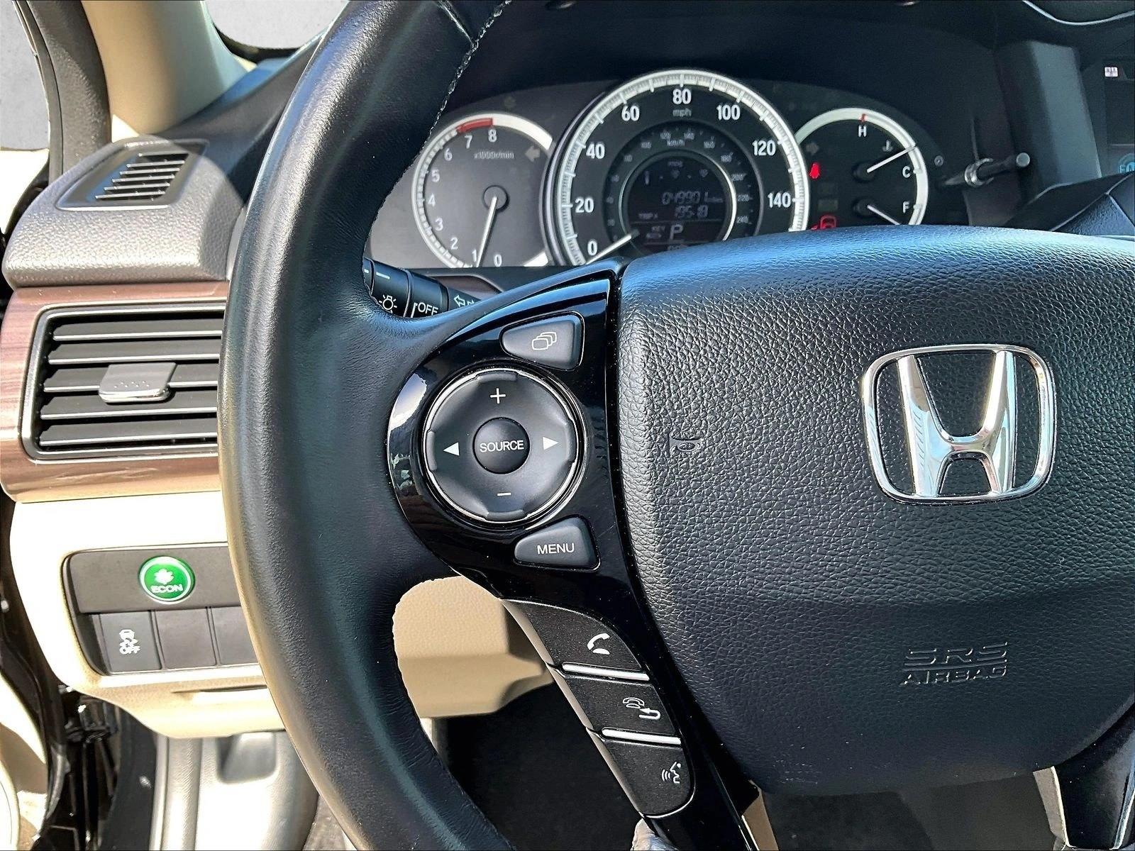 Used 2017 Black Honda EX-L image 18