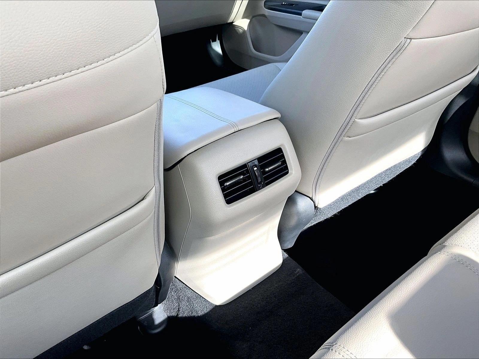 Used 2017 Black Honda EX-L image 22