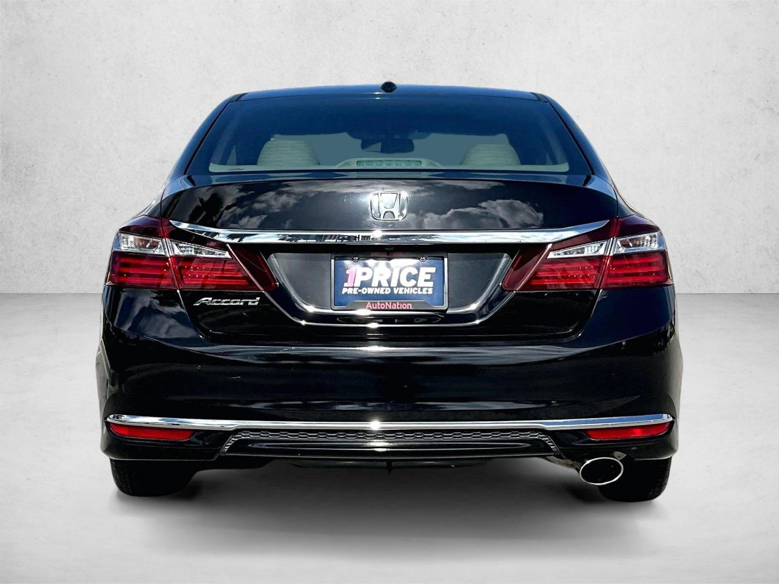 Used 2017 Black Honda EX-L image 4