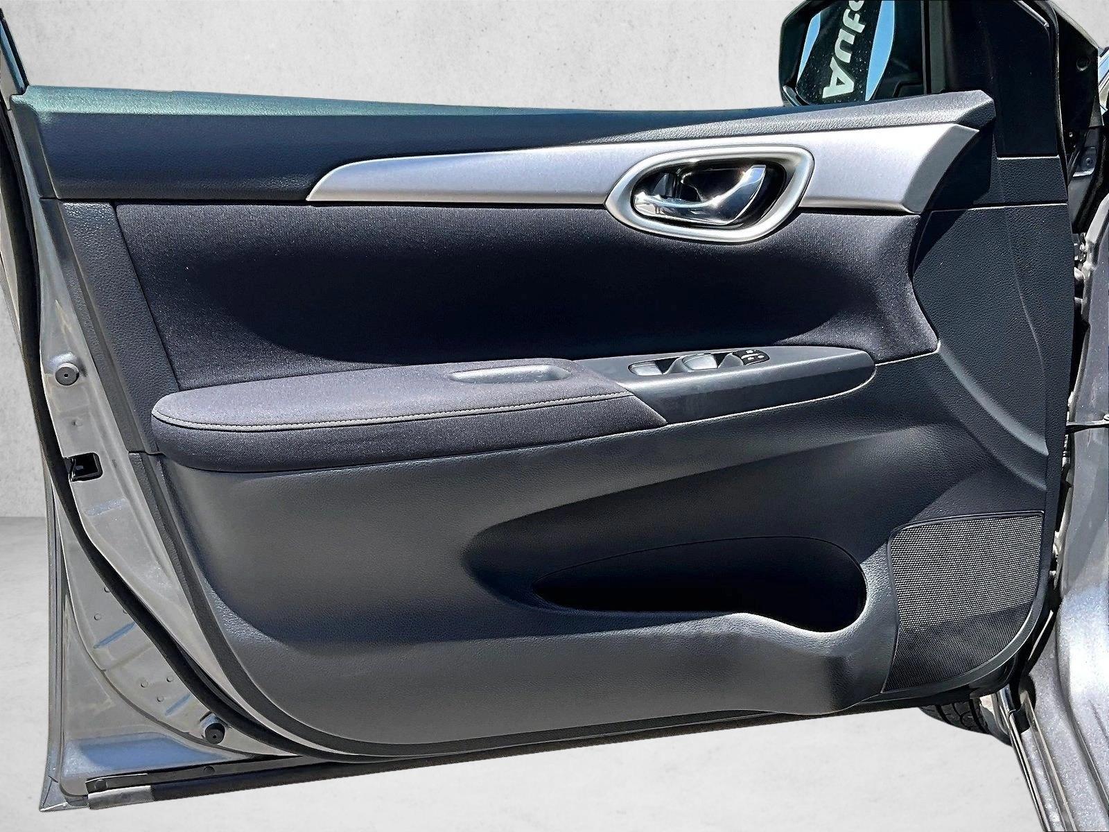 Used 2015 Gun Metallic Nissan SV image 17