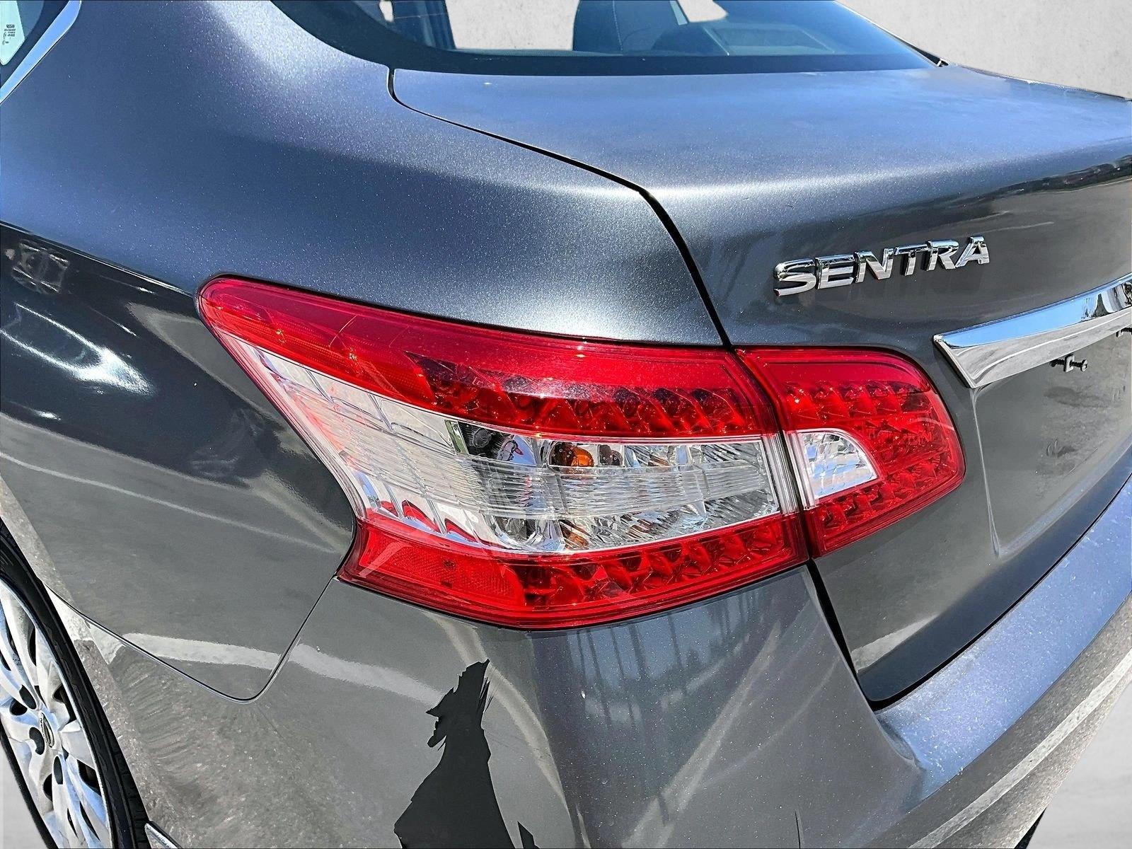Used 2015 Gun Metallic Nissan SV image 29