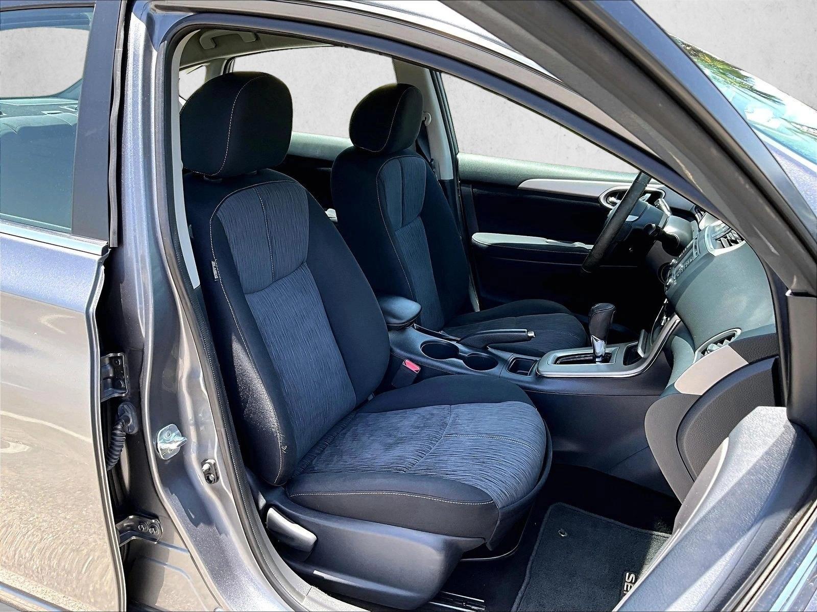 Used 2015 Gun Metallic Nissan SV image 9