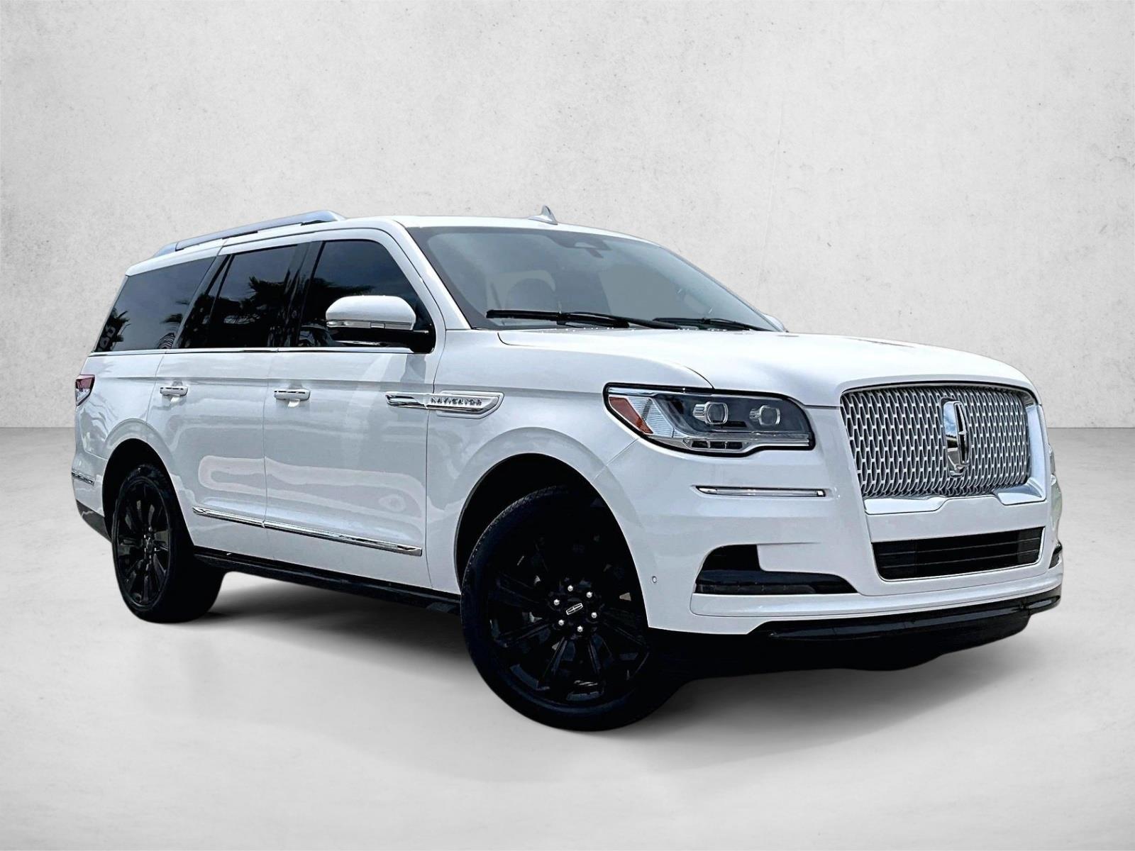 Used 2022 Pristine White Metallic Tri-Coat Lincoln Reserve image 11