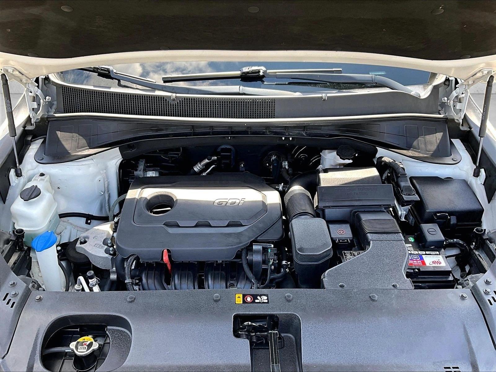 Used 2019 Snow White Pearl Kia LX image 11
