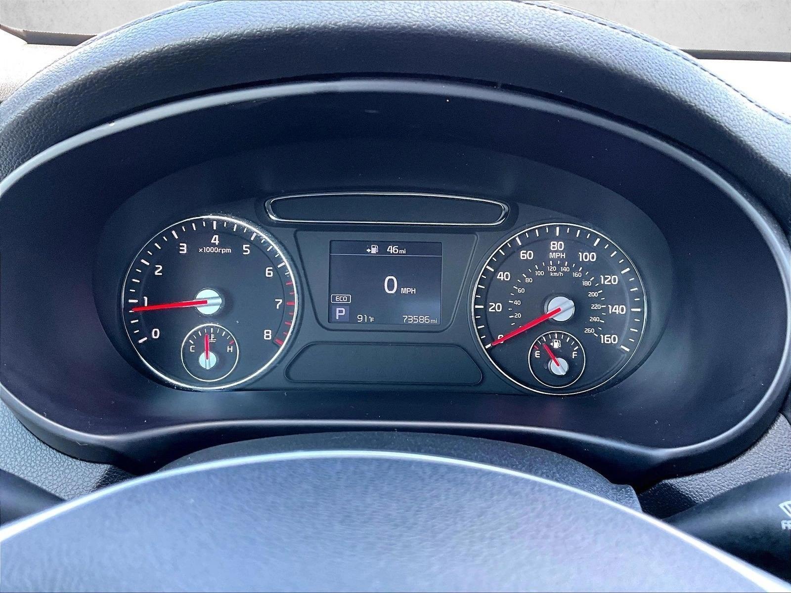 Used 2019 Snow White Pearl Kia LX image 20