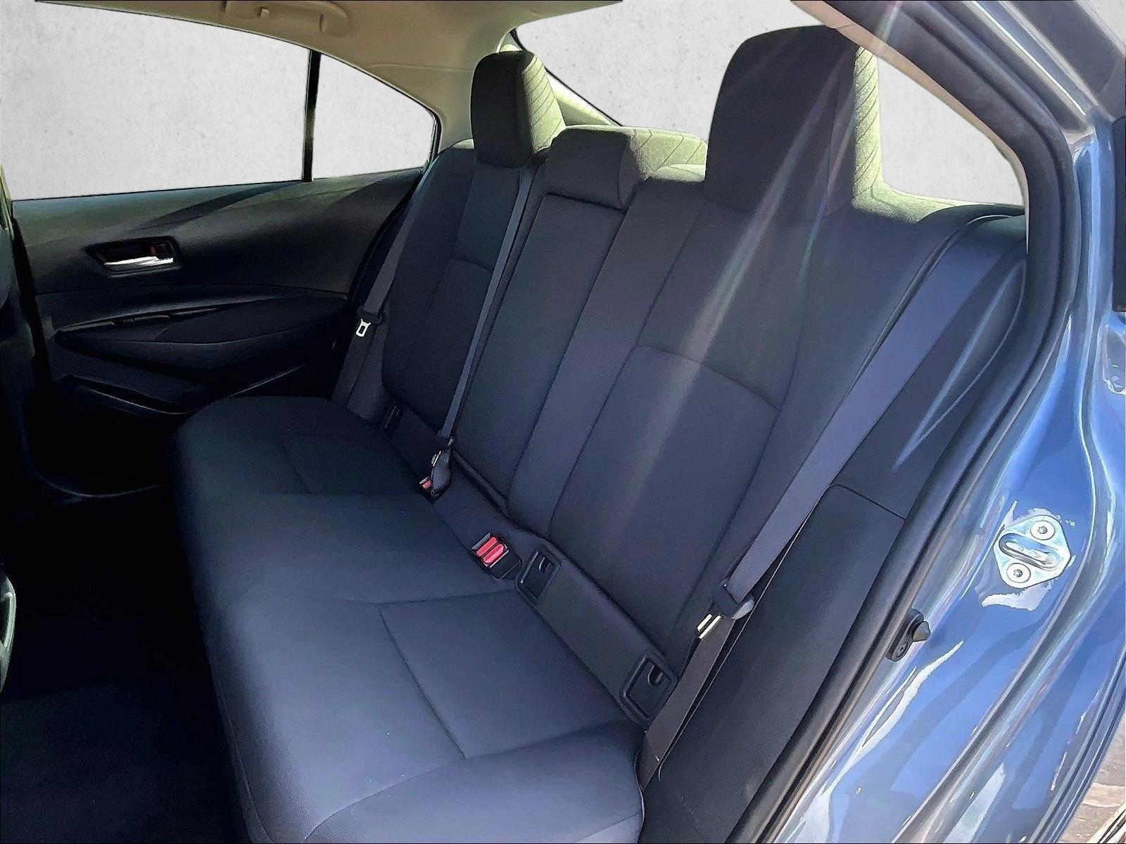 Used 2021 Celestite Toyota Hybrid LE image 25