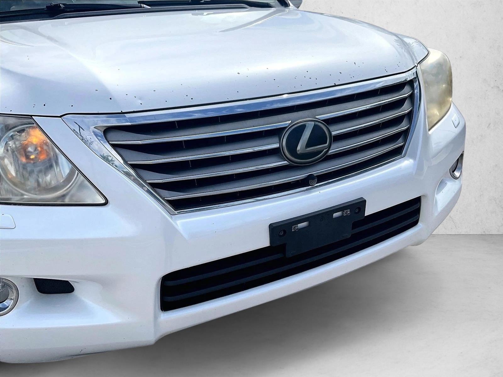 Used 2011 Starfire Pearl Lexus  image 27