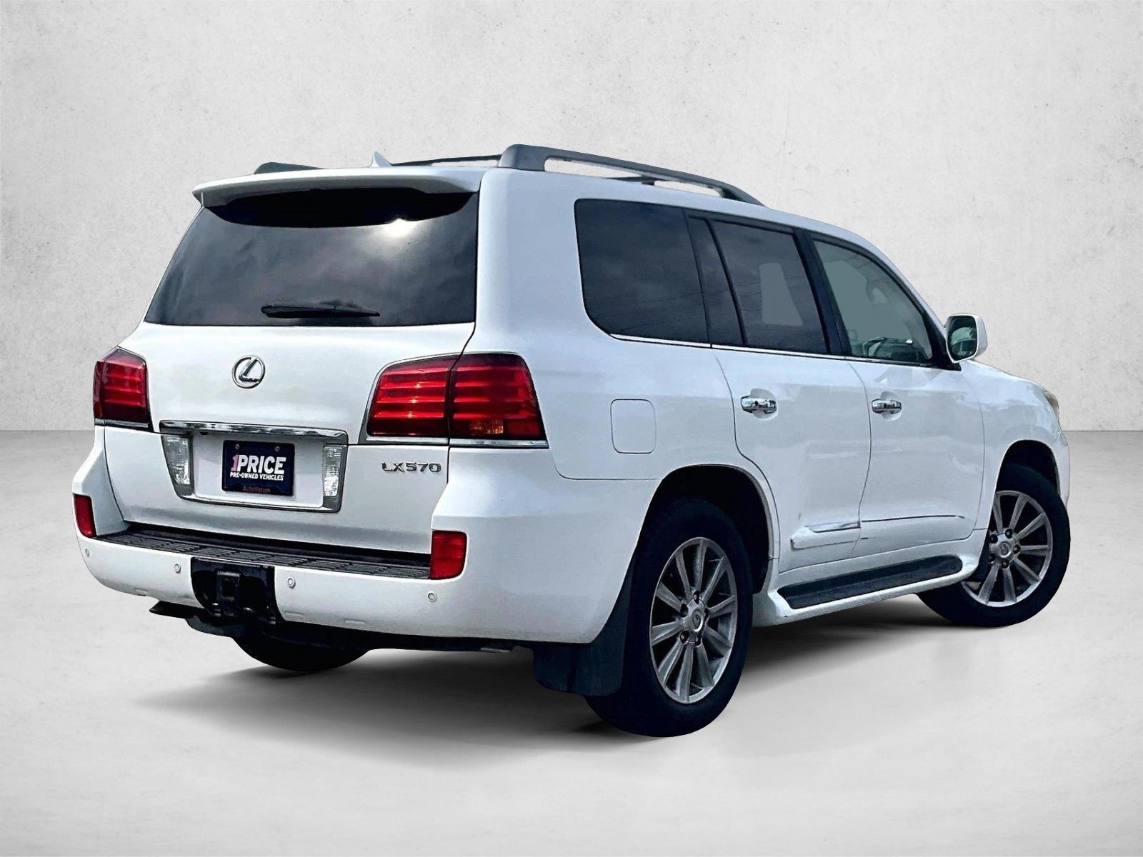 Used 2011 Starfire Pearl Lexus  image 2