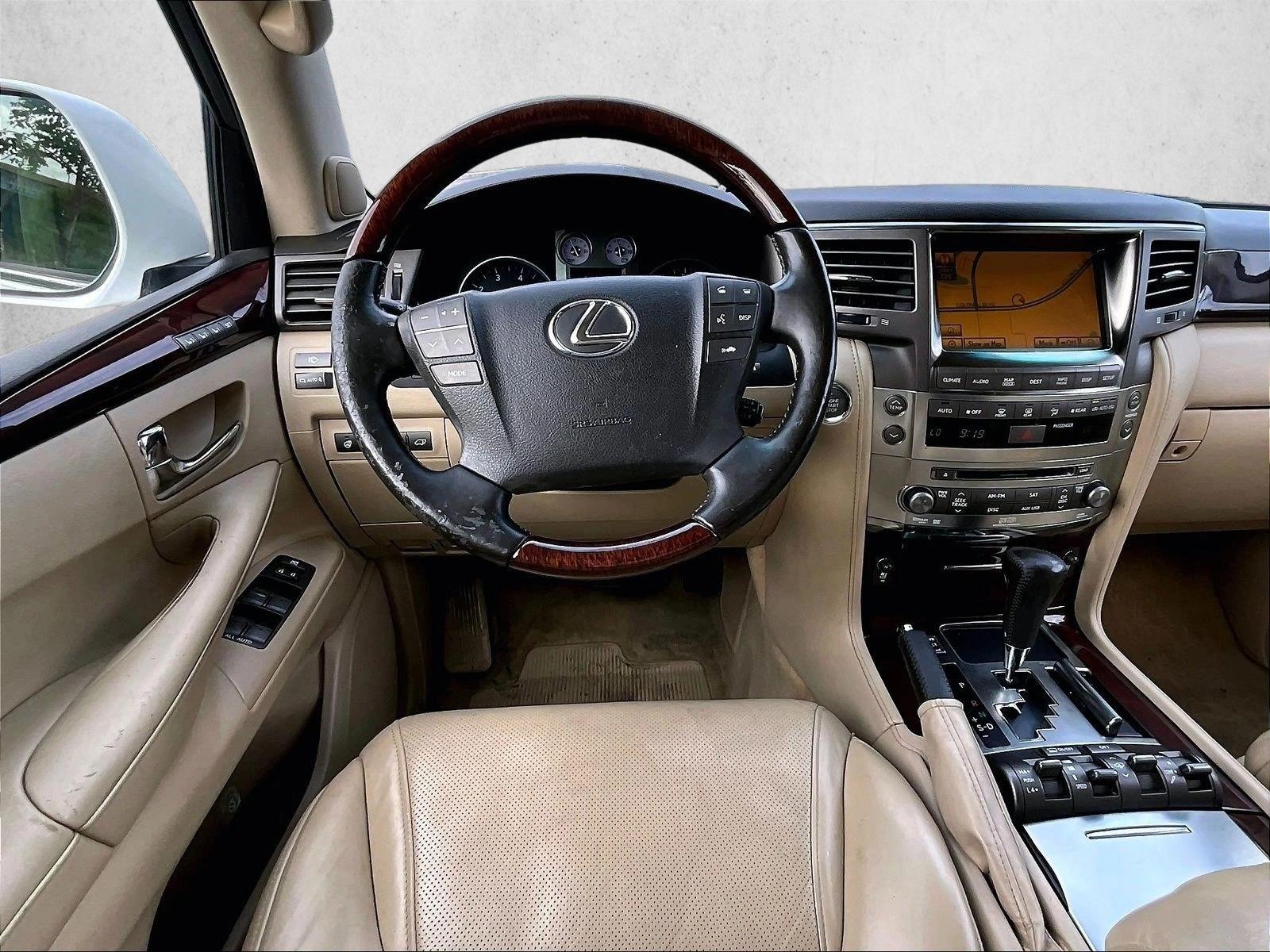 Used 2011 Starfire Pearl Lexus  image 7