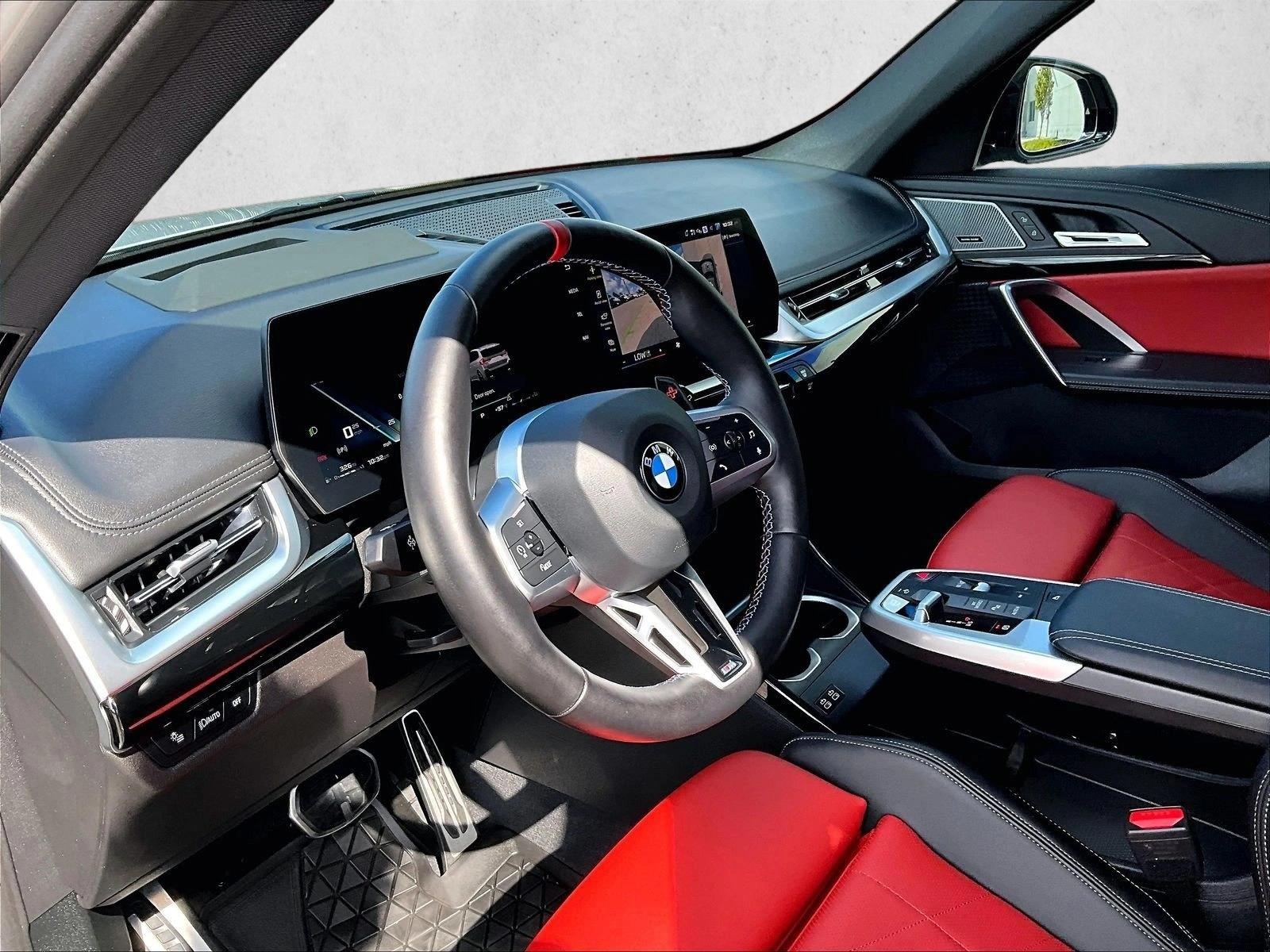 Used 2026 Space Silver Metallic BMW M35i image 13