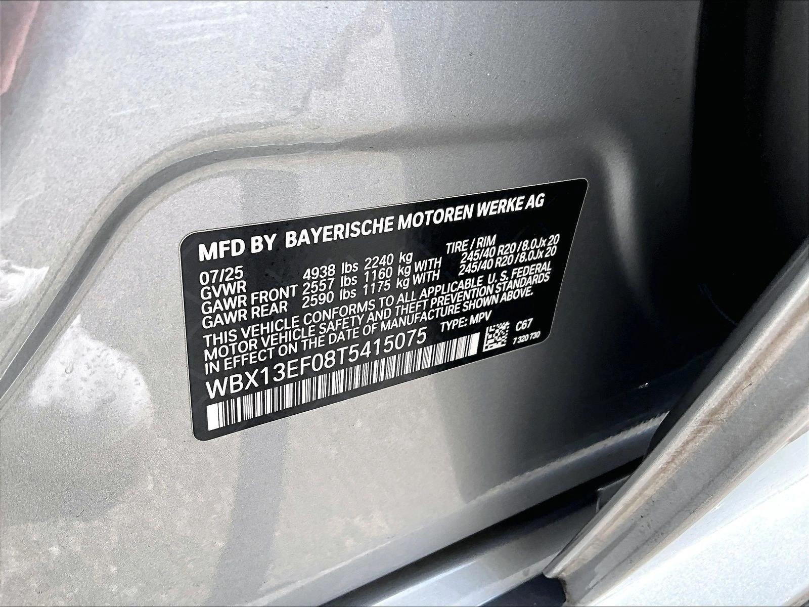 Used 2026 Space Silver Metallic BMW M35i image 30