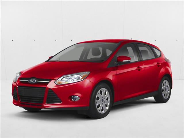 Race Red 2013 Ford Focus Hatchback Front-Wheel Drive 5-Speed Manual