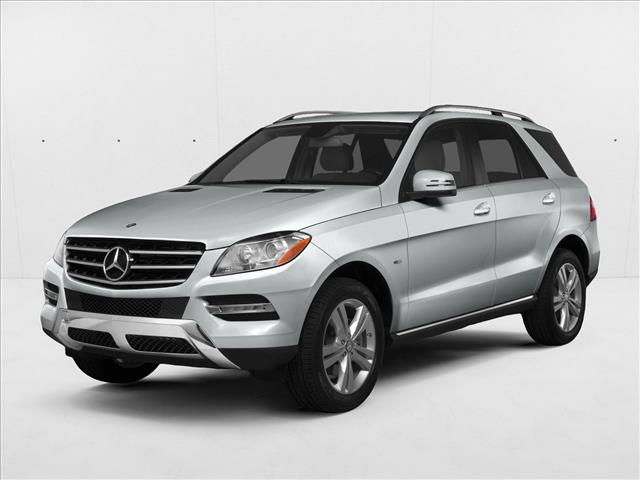 Iridium Silver Metallic 2015 Mercedes-Benz M-Class ML 350 4MATIC SUV / Crossover All-Wheel Drive Automatic