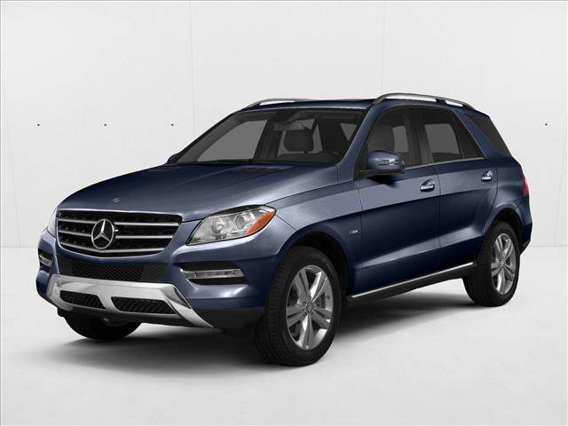 Lunar Blue Metallic 2015 Mercedes-Benz M-Class ML 350 4MATIC SUV / Crossover All-Wheel Drive 7-Speed Automatic