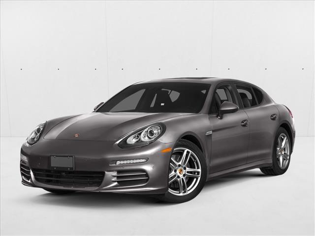 2016 Porsche Panamera 4 Edition