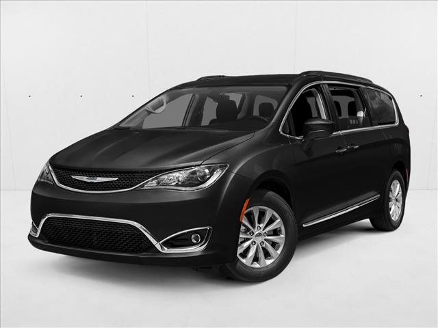 2017 Chrysler Pacifica Touring Plus FWD