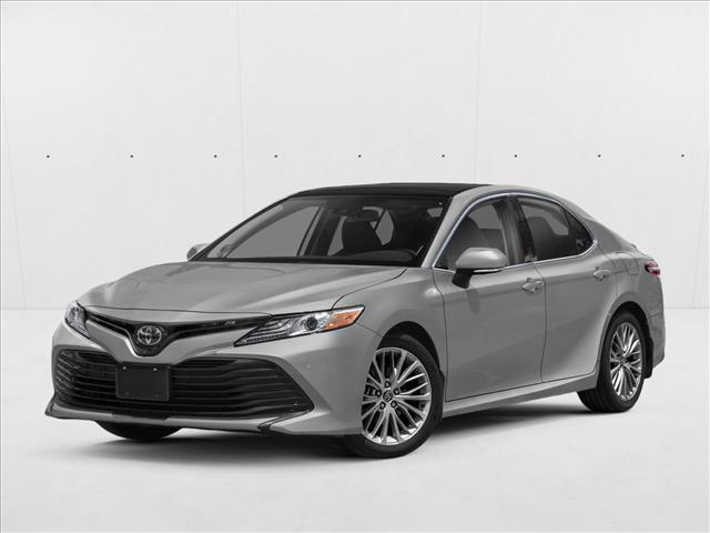 Gray 2018 Toyota Camry Sedan Front-Wheel Drive Automatic
