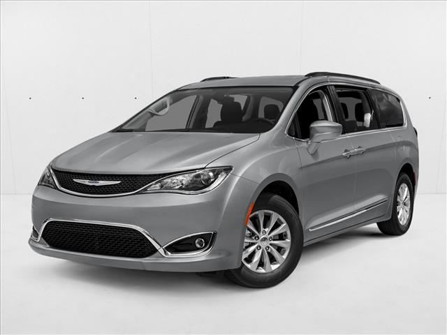 Billet Silver Metallic Clearcoat 2018 Chrysler Pacifica Minivan Front-Wheel Drive 9-Speed Automatic