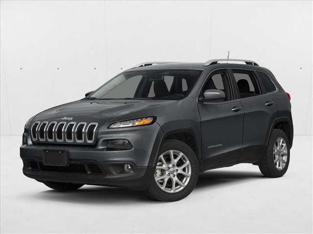 2018 Jeep Cherokee Latitude FWD with Tech Connect Package