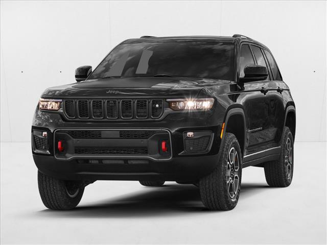 2023 Jeep Grand Cherokee Laredo 4WD