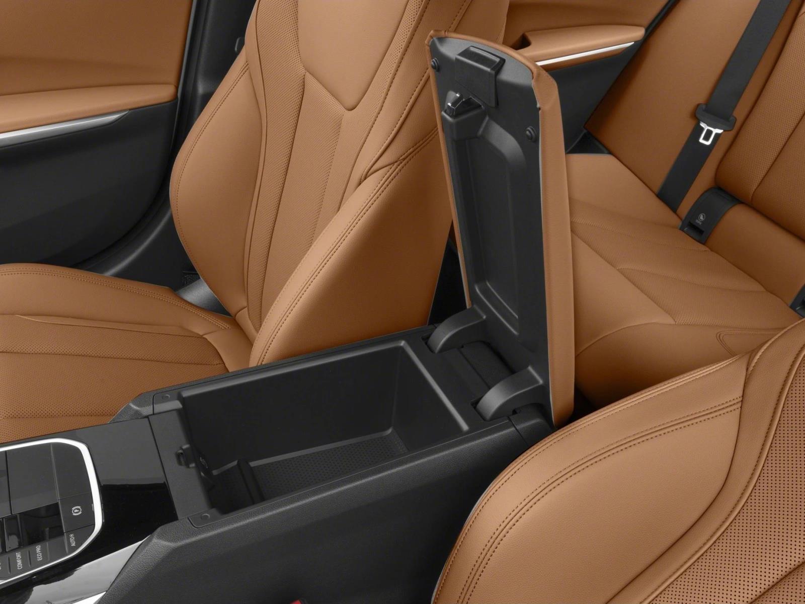 2026 BMW 3 Series 330i - Photo 10