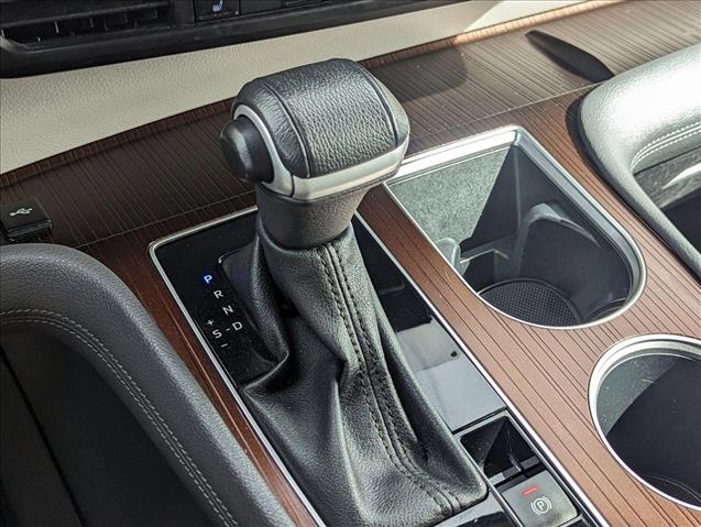 Sienna XLE 8-Passenger