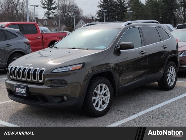 Eco Green Pearlcoa 2015 Jeep Cherokee SUV / Crossover