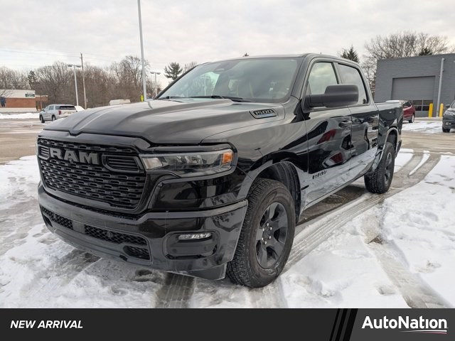 2025 RAM 1500 Tradesman Crew Cab 4WD