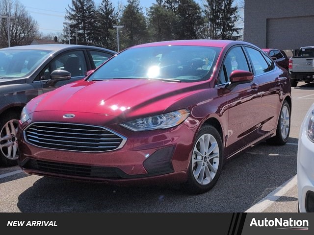 Ruby Red Metallic Tinted Clearcoat 2019 Ford Fusion SE Sedan Front-Wheel Drive 6-Speed Automatic