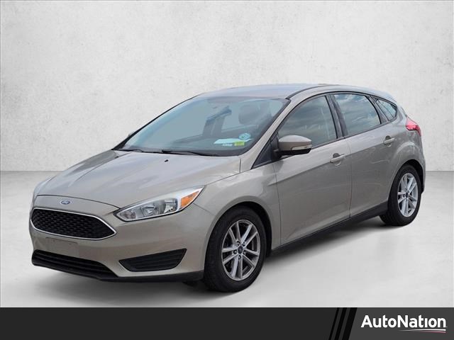 Tectonic 2016 Ford Focus SE Hatchback Hatchback Front-Wheel Drive 6-Speed Automatic