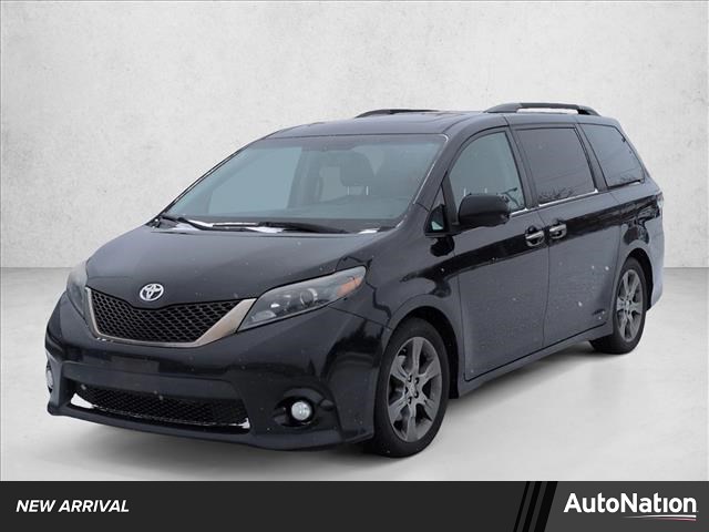2015 Toyota Sienna SE 8-Passenger Premium
