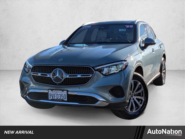 2026 Mercedes-Benz GLC 300 RWD