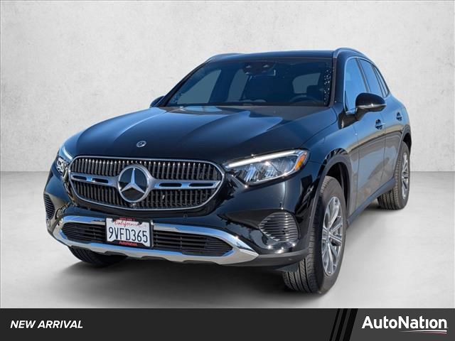 2026 Mercedes-Benz GLC 300 RWD