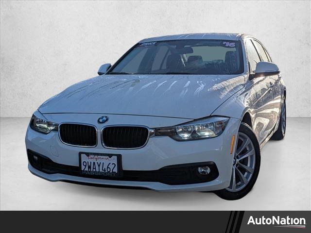 Alpine White 2016 BMW 3 Series 320i Sedan RWD Sedan Rear-Wheel Drive Automatic