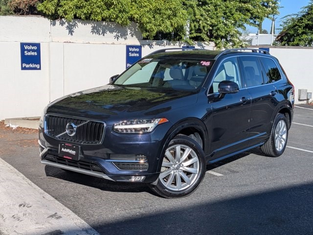 2016 Volvo XC90 T6 Momentum AWD