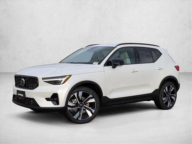 2026 Volvo XC40 B5 Ultra AWD