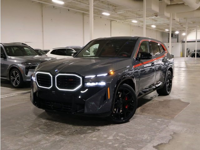 Gray (Dravit Grey Metallic) 2026 BMW XM Label AWD SUV / Crossover All-Wheel Drive Automatic
