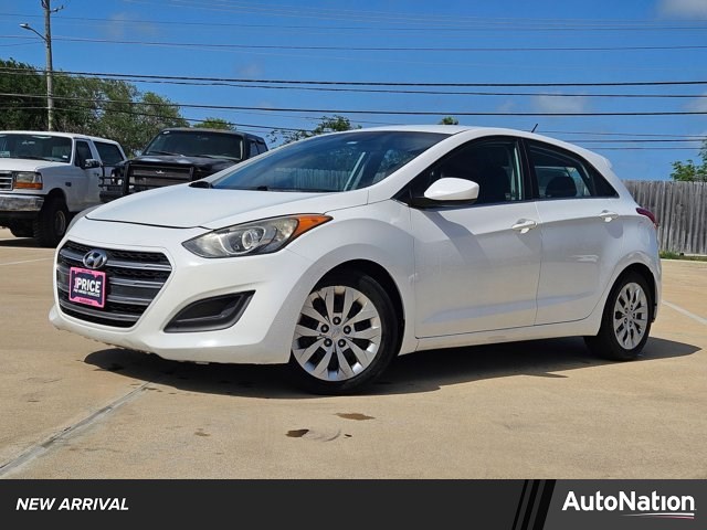Ceramic White 2016 Hyundai Elantra GT Hatchback Automatic
