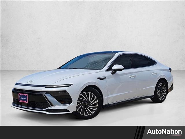 Serenity White 2025 Hyundai Sonata Hybrid Limited FWD Sedan Front-Wheel Drive Automatic