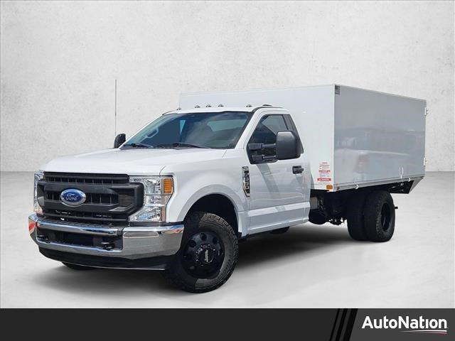 Oxford White 2021 Ford F-350 Super Duty Chassis XL DRW RWD Pickup Truck 4X2 Automatic