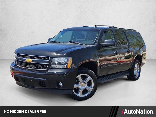 Black Granite Metallic 2013 Chevrolet Suburban 1500 LT 4WD SUV / Crossover Four-Wheel Drive 6-Speed Automatic